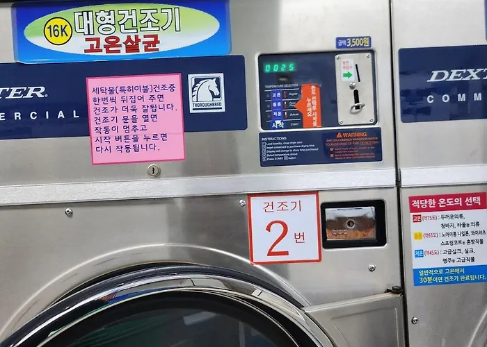 Apartment Pupu House Ngam Branch Hongdae Myeongdong Cost-effective Station Area *