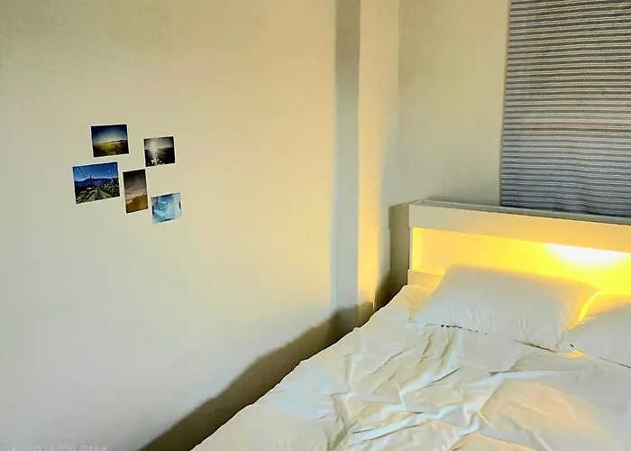 Apartment Pupu House Ngam Branch Hongdae Myeongdong Cost-effective Station Area *