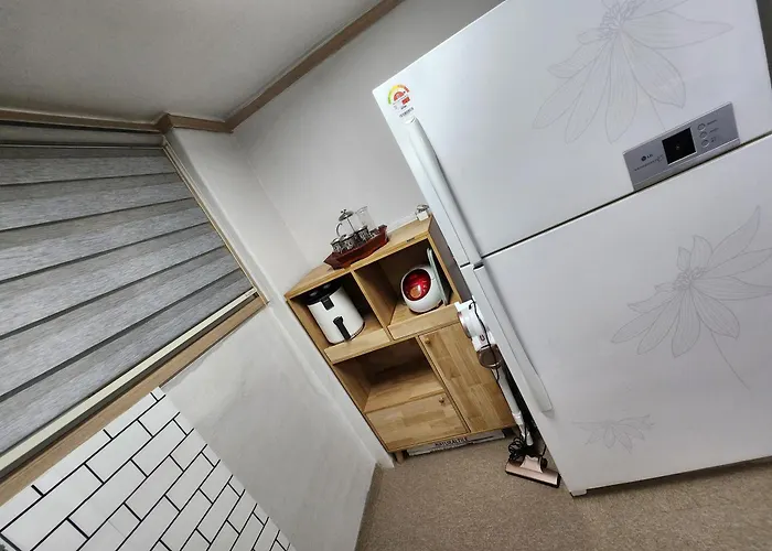 Apartment Pupu House Ngam Branch Hongdae Myeongdong Cost-effective Station Area Seoul